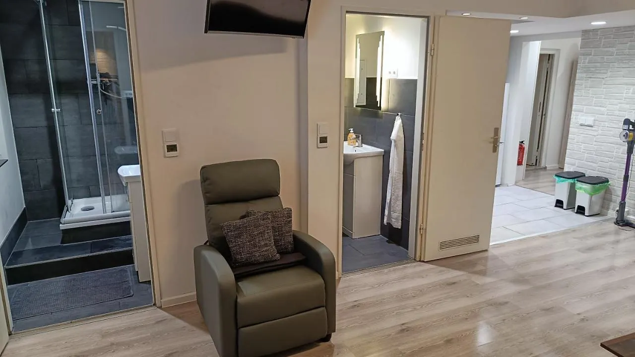 City-Apartment Spreeufer Im Herzen Berlins